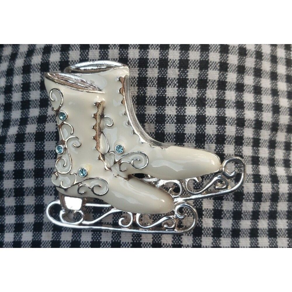 EUC Vtg Cream Silver Tone Anne Klein Ice Skates Brooch Pin Blue Rhinestones